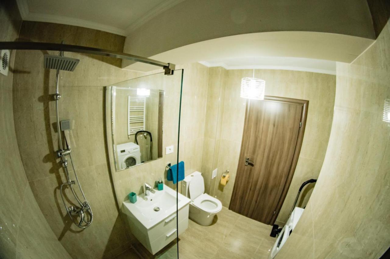 Apartment Gabriela'S Home Oradea Exterior foto