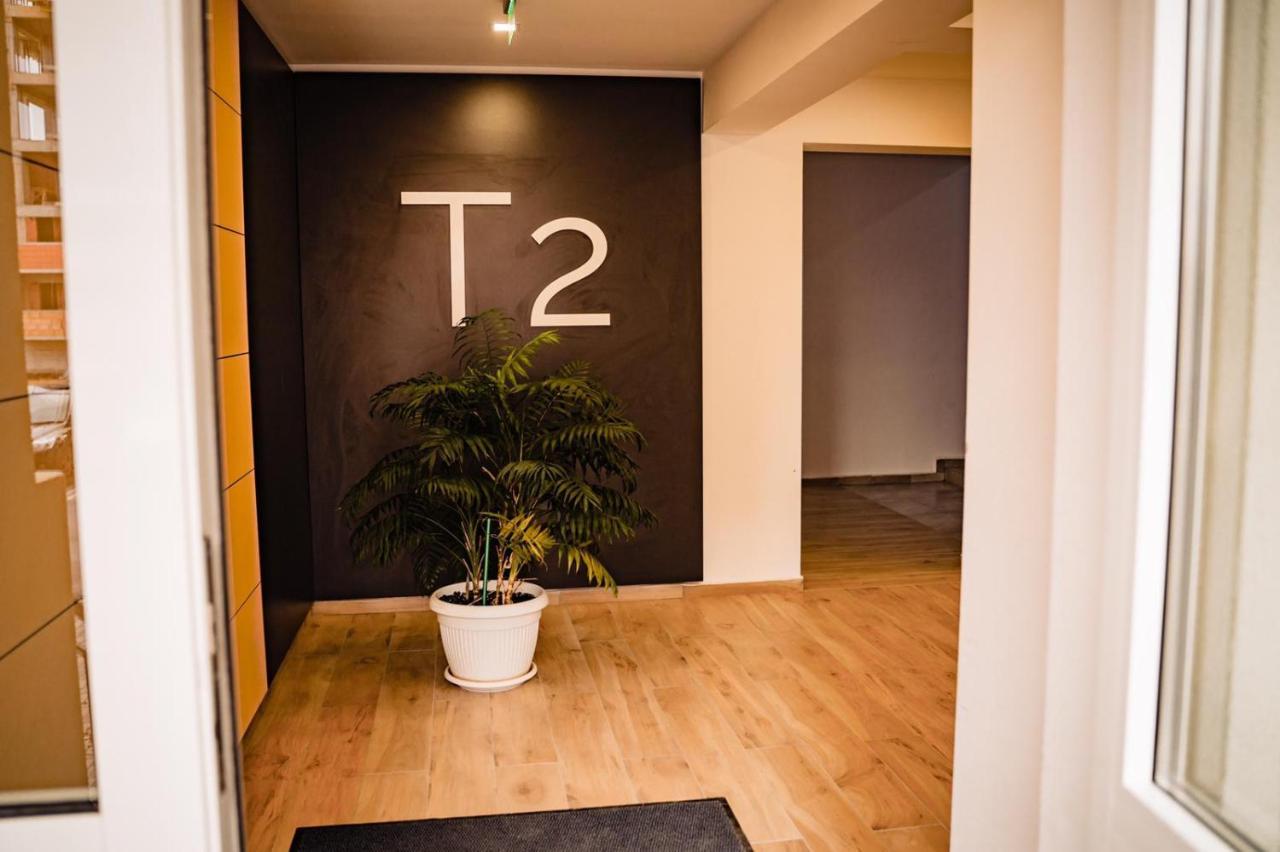 Apartment Gabriela'S Home Oradea Exterior foto